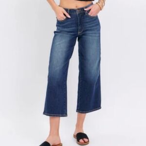 Judy Blue Wide Crop Jeans EUC - Women's Size 1/25